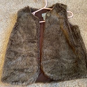 Girls brown faux fur vest